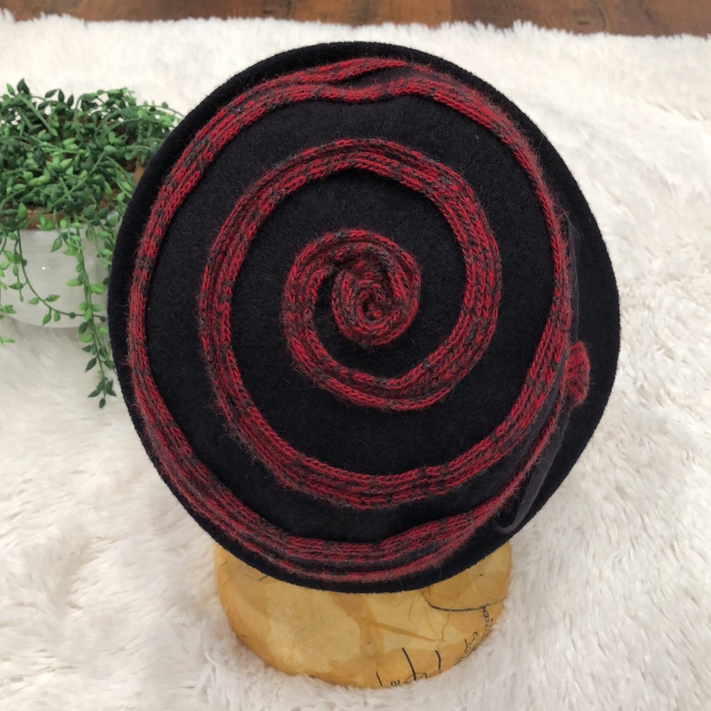 Complit hat - Picture 4 of 10